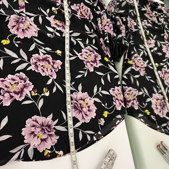 Torrid Harper Womens Tunic Top Size 2X Black Purple Floral V-Neck 3/4 Sleeve - Picture 9 of 10